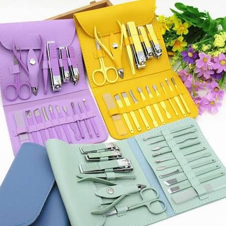 16 pcs Professional Manicure & Pedicure Set